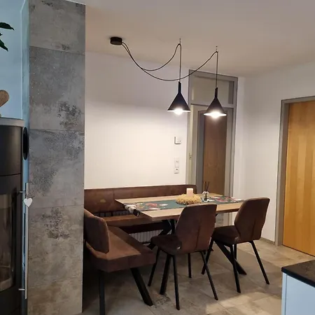 Alpine Hideaway דירה ארצל אים פלאצטל