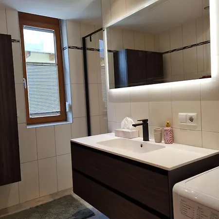 Daire Alpine Hideaway Arzl im Pitztal